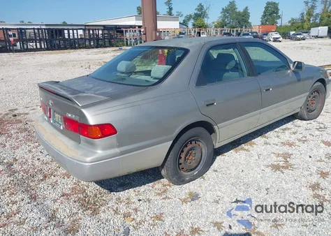 2001 Toyota Camry Le from USA, damaged, VIN JT2BG28K310553323